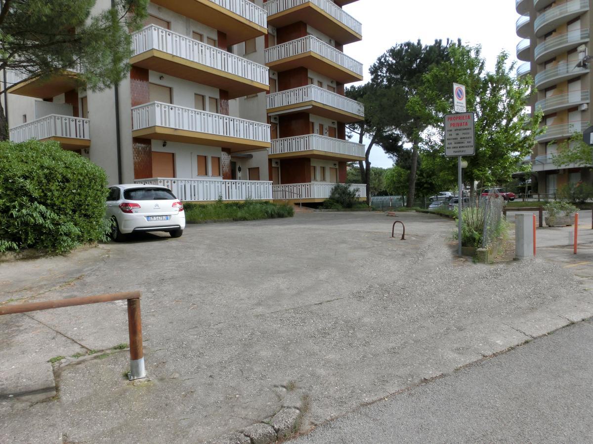Lucerna Apartment Lignano Sabbiadoro Exterior photo
